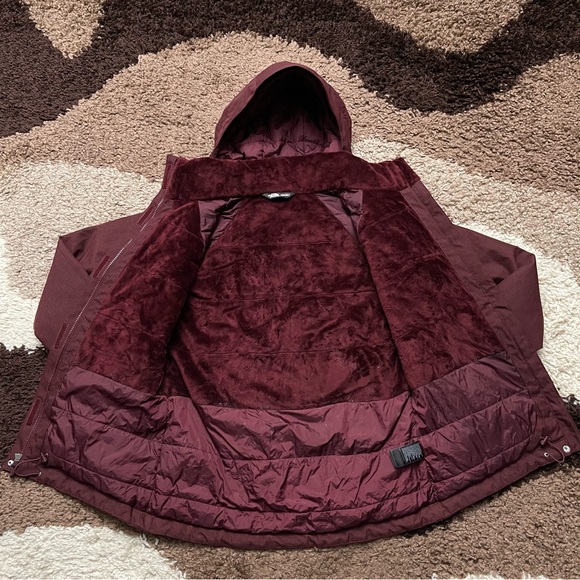 The North Face Women's Inlux Insulated Jacket Sz S In Deep Garnet Red Heather - Picture 6 of 12